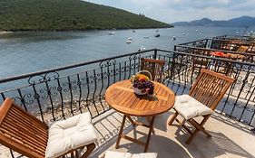 Villa San Apartments