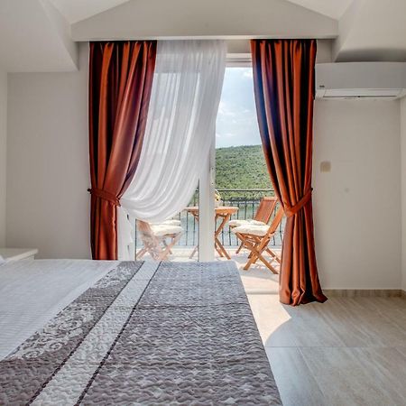 Villa San Apartments Tivat Zewnętrze zdjęcie