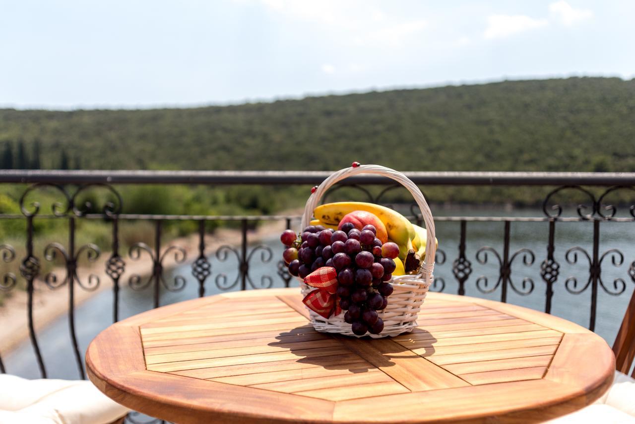Villa San Apartments Tivat Zewnętrze zdjęcie