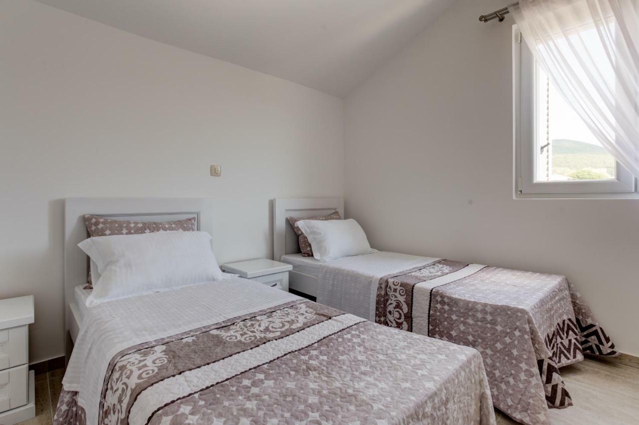 Villa San Apartments Tivat Zewnętrze zdjęcie